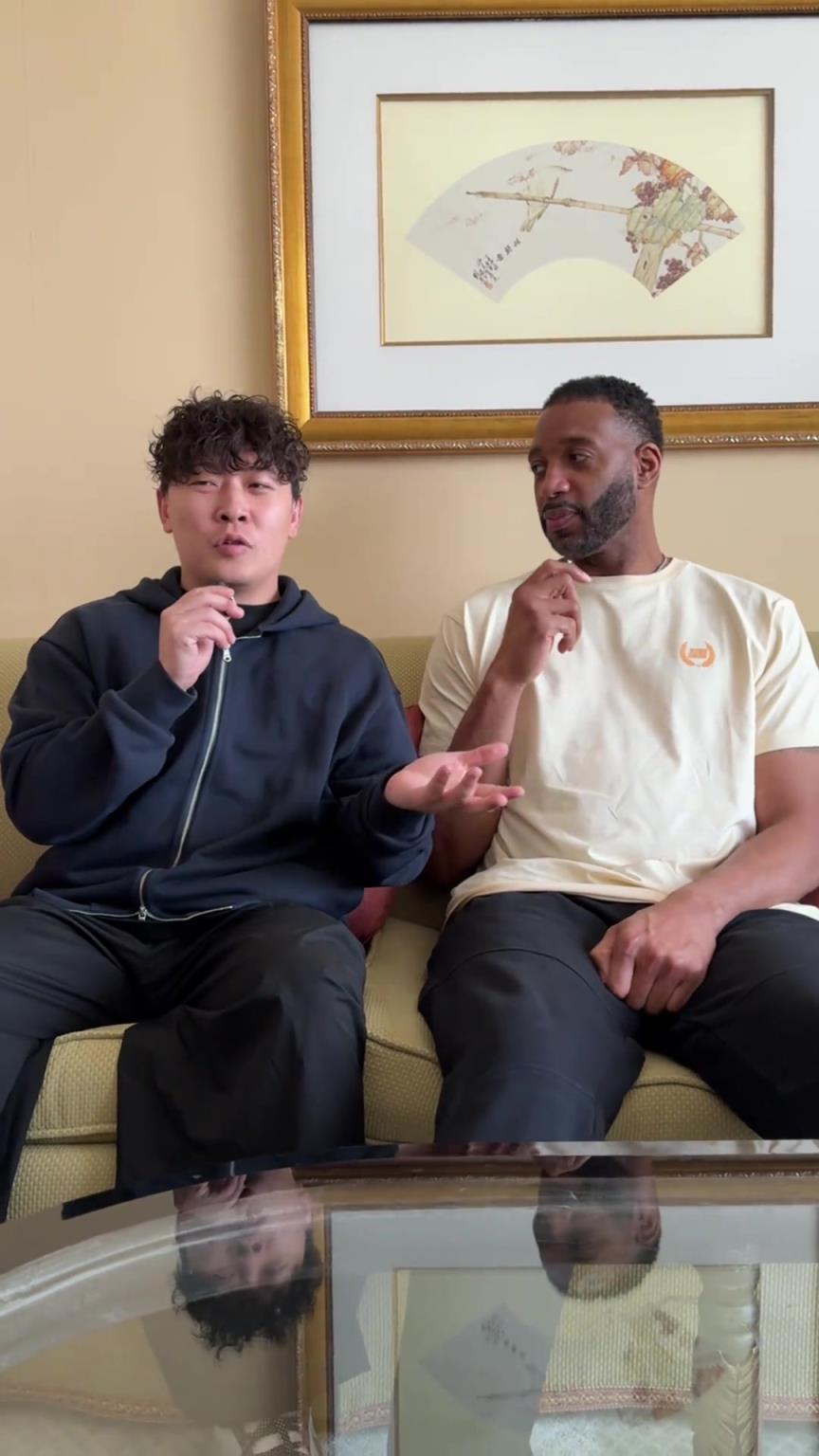 小伙子你真勇啊，在麥迪面前“那個(gè)，那個(gè)”的