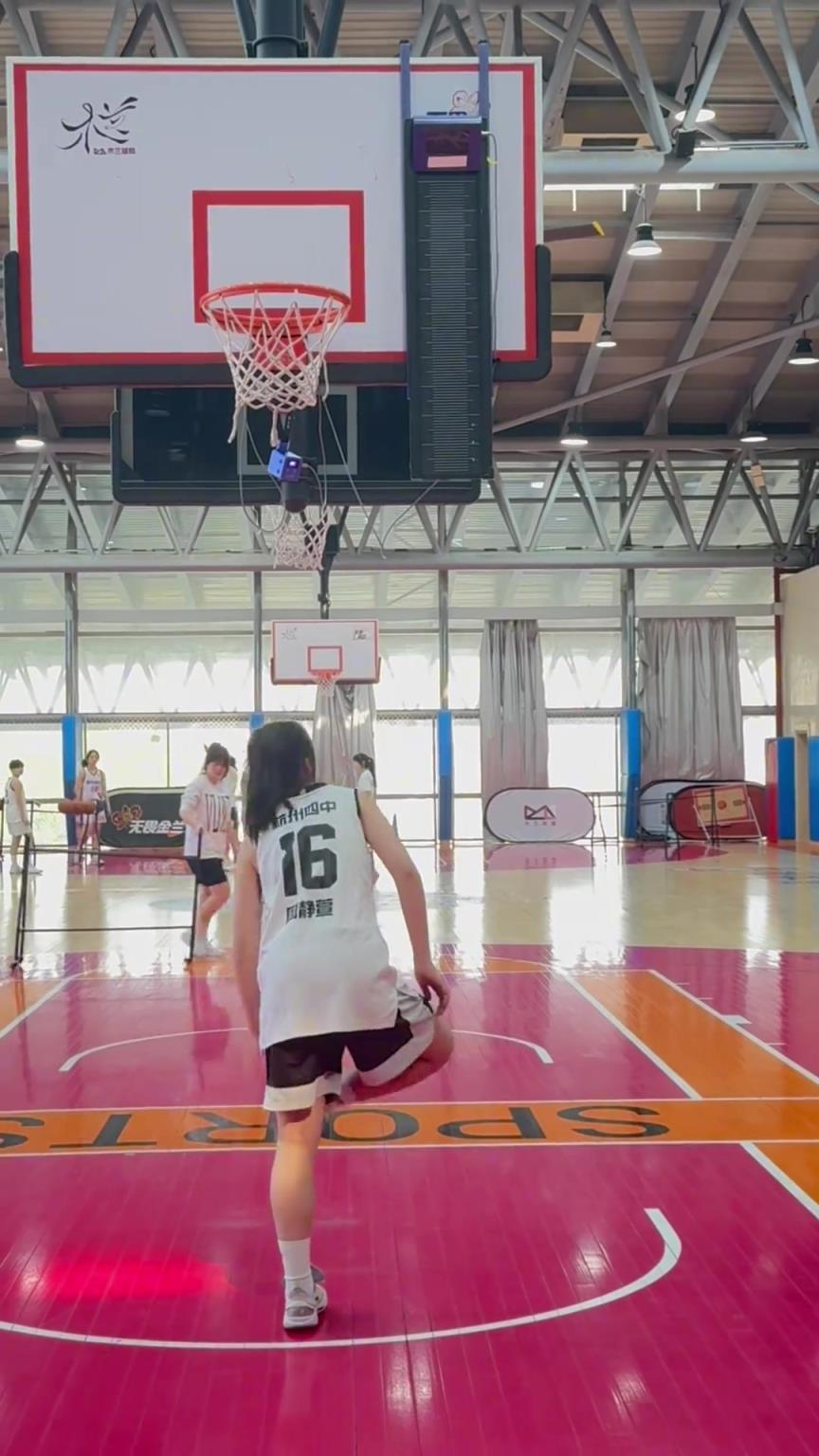 所以，你能摸高多少？