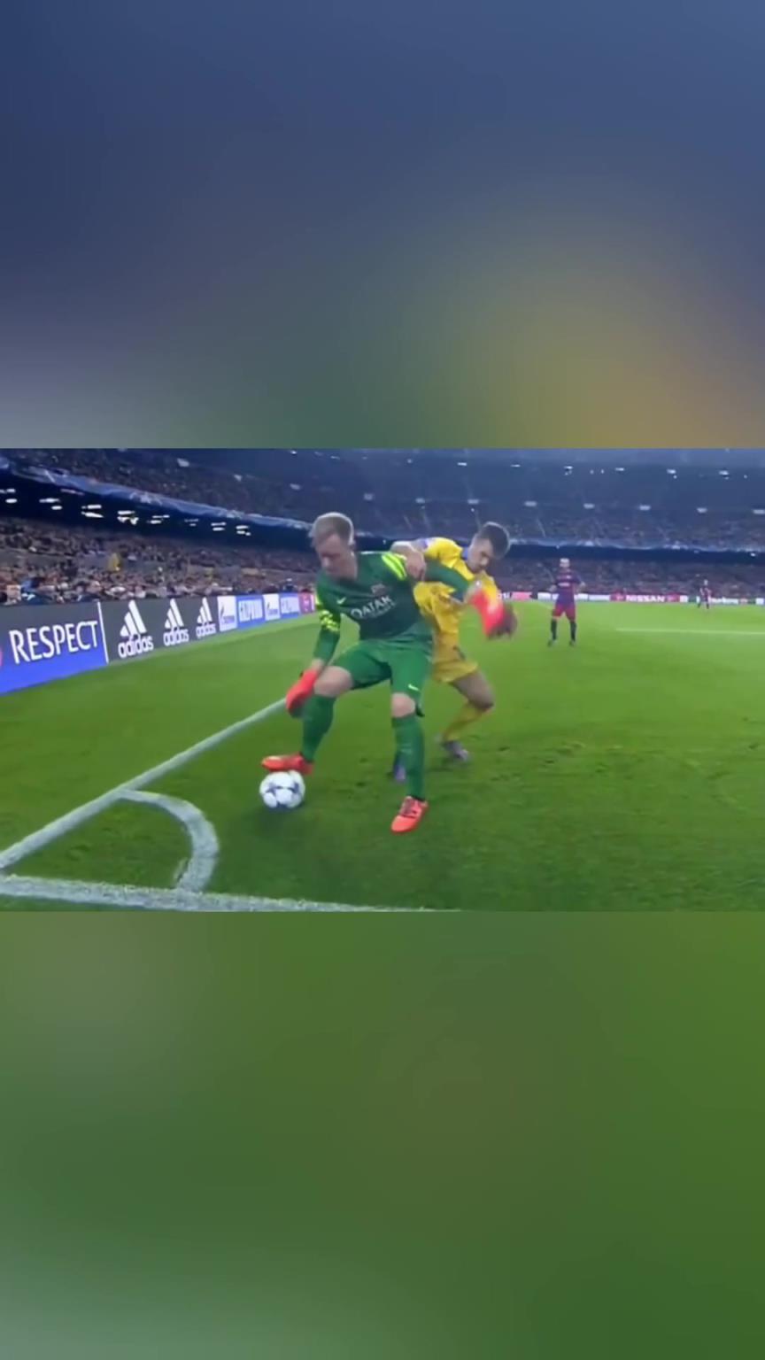 特爾施特根：老子的護(hù)球像亨利！誰來了也不好使！